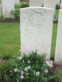 Etaples Military Cemetery - McLeod, J M